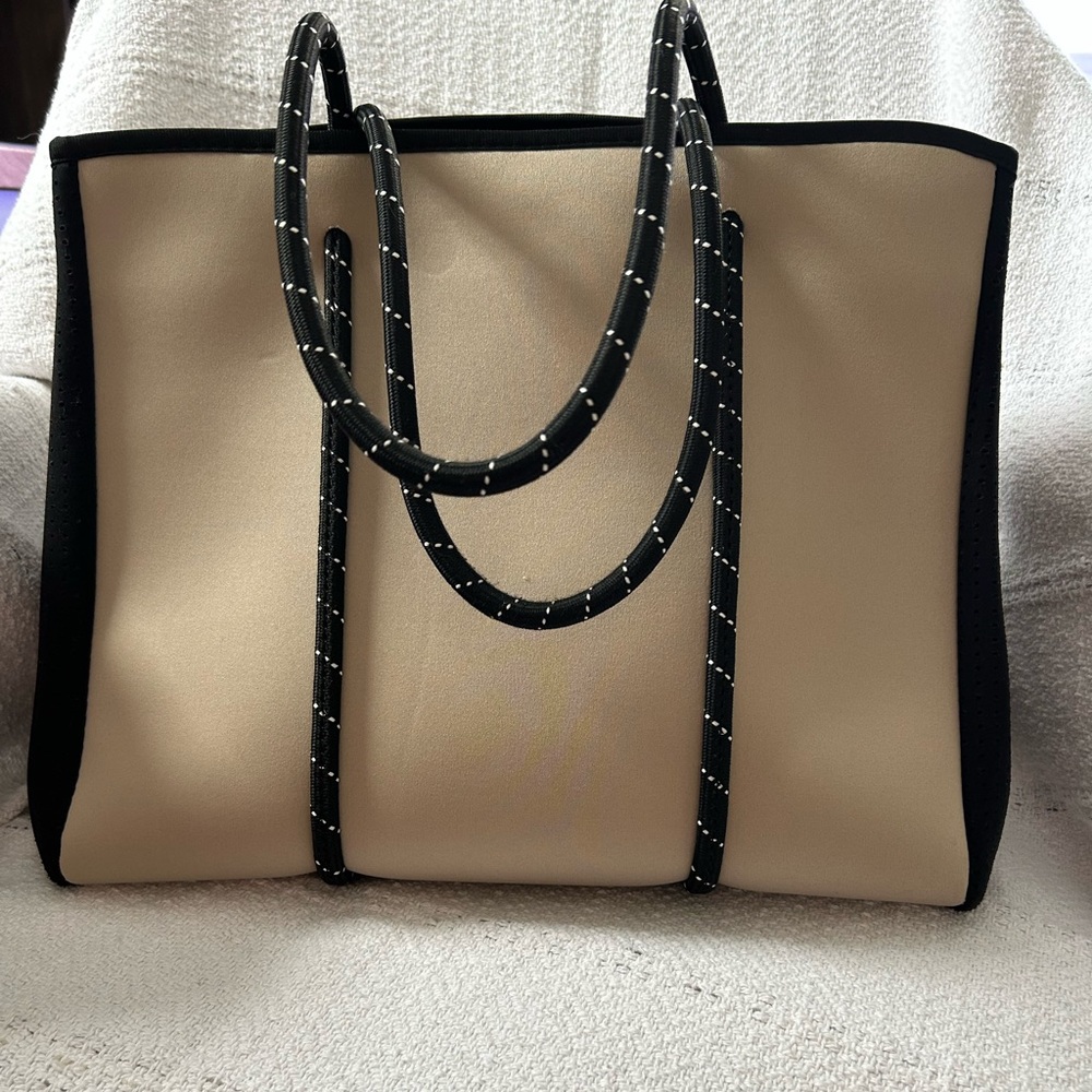 Marlylilly Neoprene Tote
